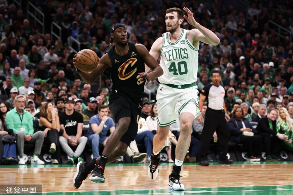 夺得欧洲足 夺得欧洲足