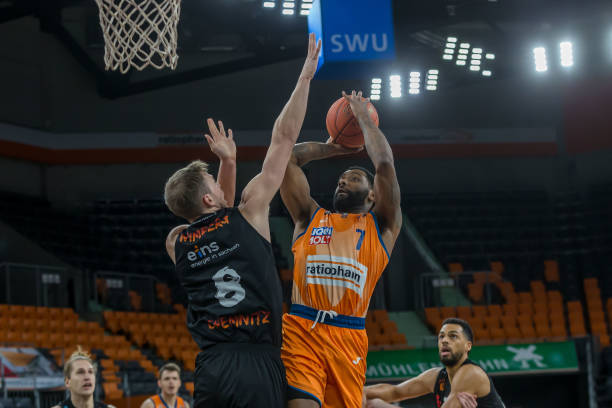 在球场上 在球场上