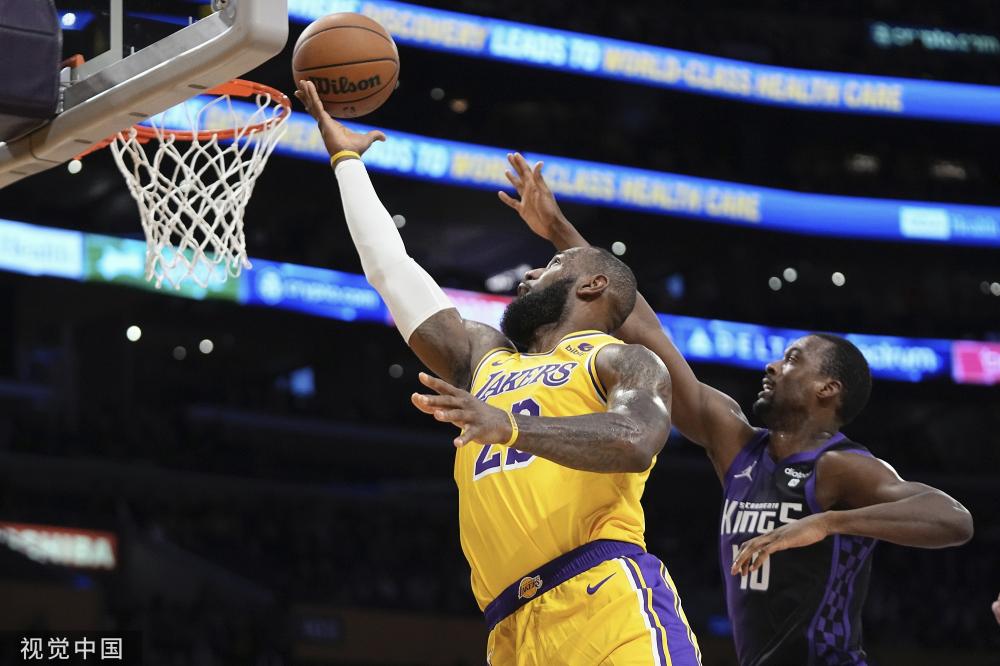 更是对球迷 更是对球迷