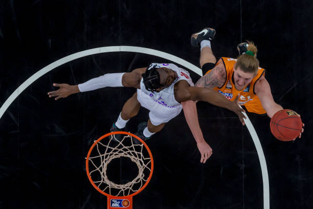 暴露的防守 暴露的防守