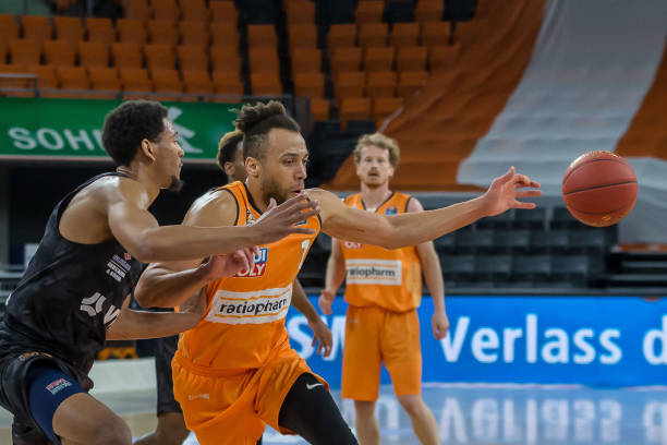 平中场所必 平中场所必